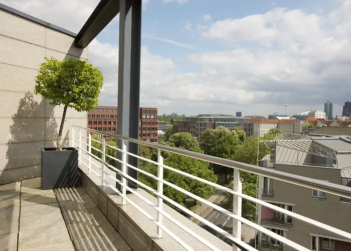 فندق شيراتون غراند اسبلاناد