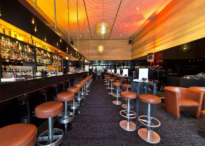 شيراتون غراند اسبلاناد فندق 5*