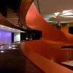 Sheraton Grand Esplanade Hotel 5*