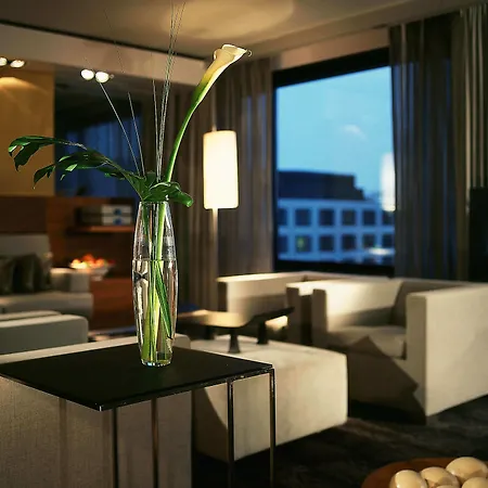 Sheraton Grand Esplanade 5* Berlijn