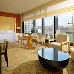 酒店 柏林漫步大道喜来登大酒店 5*