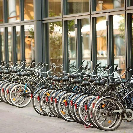 Sheraton Grand Esplanade 5* Berlín
