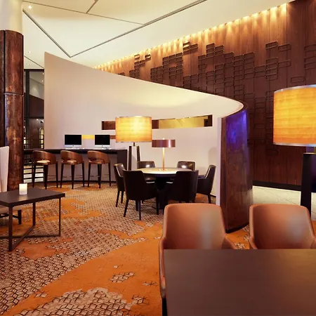 Szálloda Sheraton Grand Esplanade 5*