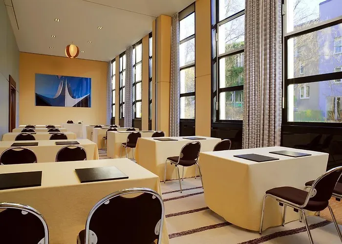 Sheraton Grand Esplanade Hotel