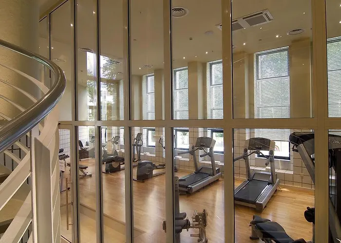 Hotel Sheraton Grand Esplanade 5*