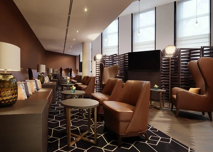 Sheraton Grand Esplanade Hotel 5*