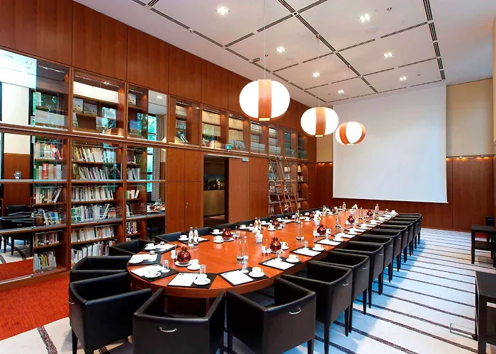 Sheraton Grand Esplanade Szálloda