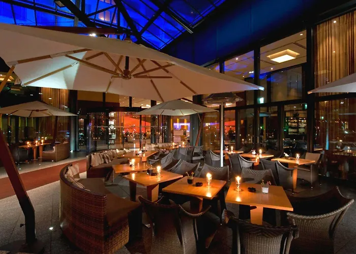 Hotel Sheraton Grand Esplanade 5*